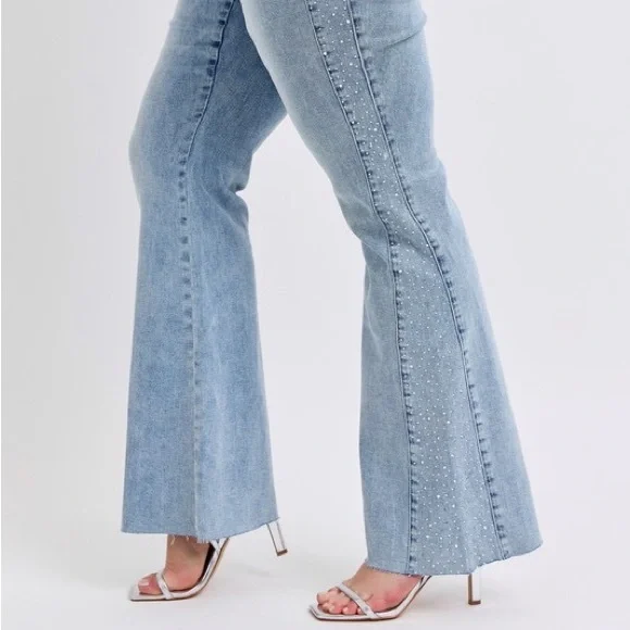 Judy Blue Full Size Mid Rise Rhinestone Side Panel Detail Flare Jeans Plus Size - Picture 14 of 15